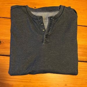 Large Old Navy 4 Button Shirt